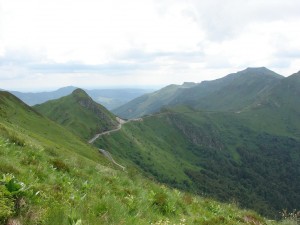 Puy Mary panorama.JPG